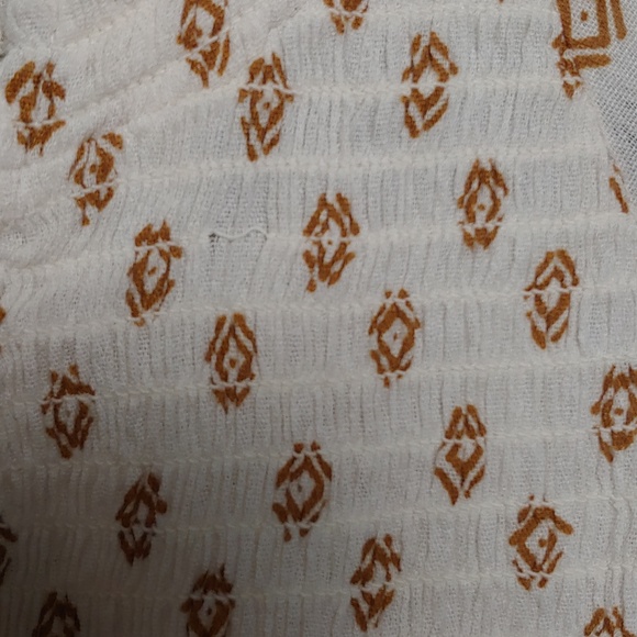 Red Camel blouse - Picture 3 of 7